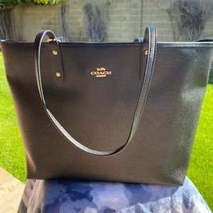 Coach large tote